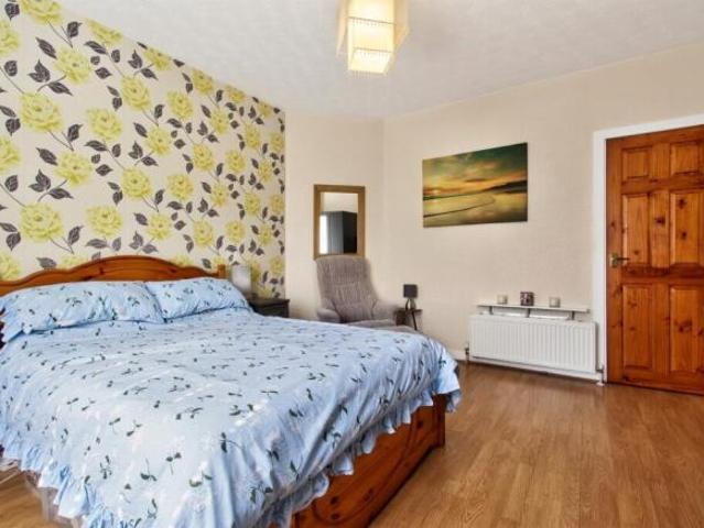 Flat for sale in Riddrie Knowes, Riddrie