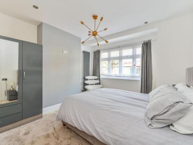Flat for sale in Cat Hill