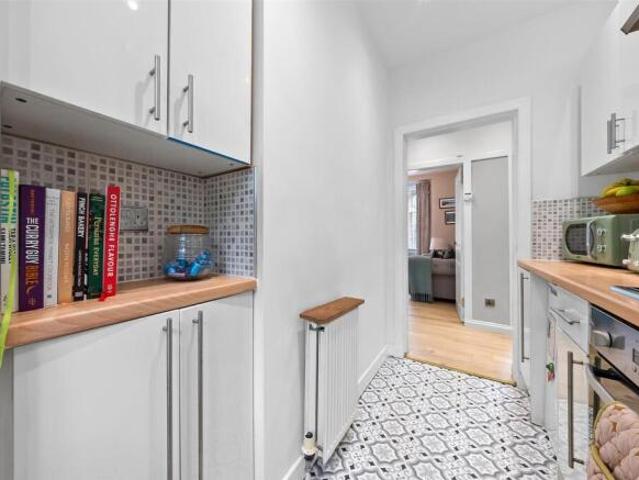 Flat for sale in Riddrie, Scotland
