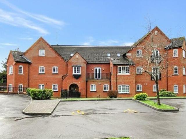House for sale in Tricketts Cross, Ferndown