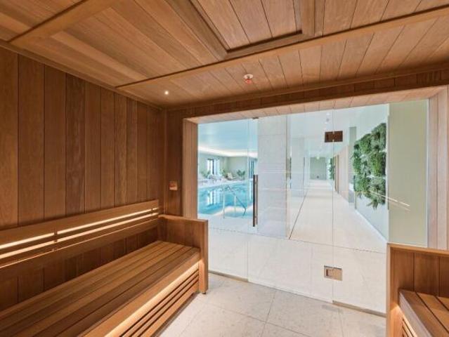 Flat for sale in Cat Hill