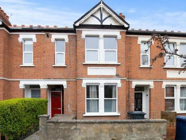 House for sale in Brentford End, Greater London