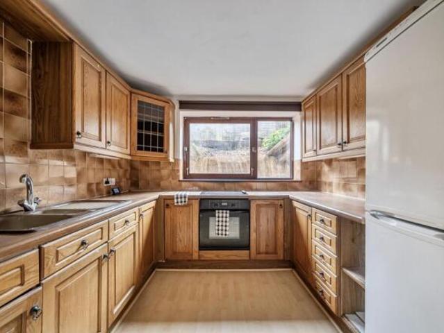 Flat for sale in East Dulwich, Greater London