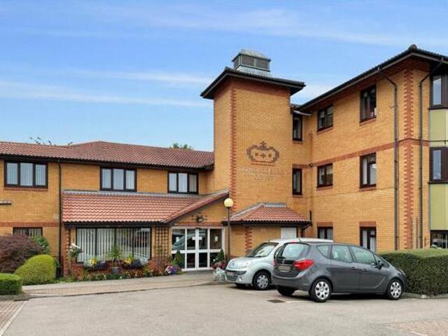 House for sale in Northampton, Northamptonshire