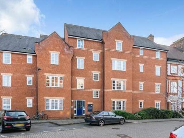 House for sale in The Slade, Oxfordshire