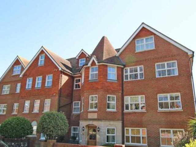 House for sale in Upperton, Eastbourne