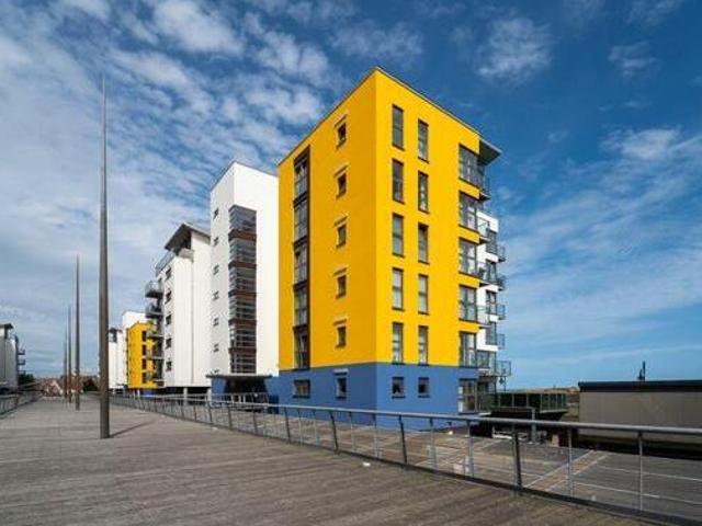 House for sale in Sovereign Harbour, Eastbourne