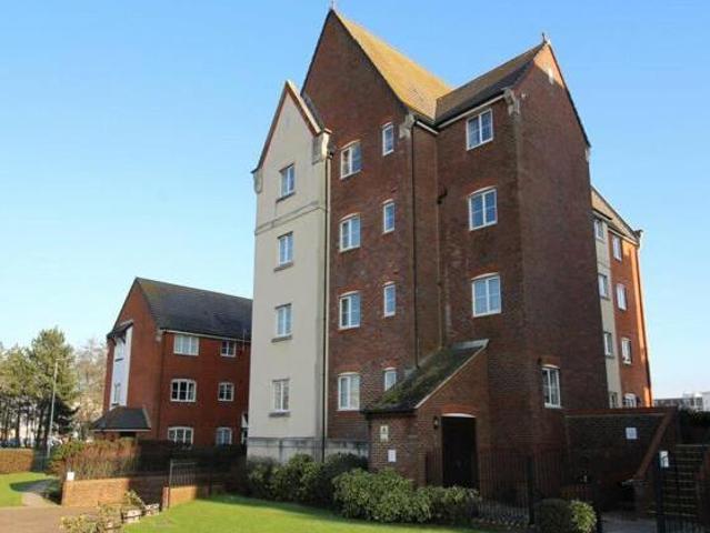 House for sale in Sovereign Harbour, Eastbourne