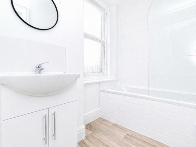 Flat for sale in Cliftonville West, Acol