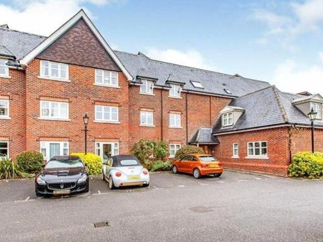House for sale in Row Town, Surrey