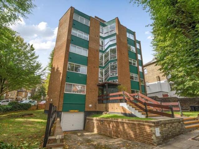 Flat for sale in Hampstead, Greater London