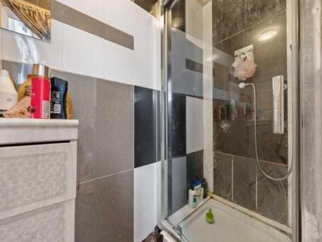 Flat for sale in Ibroxholm, Glasgow
