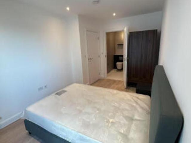 Flat for sale in Cat Hill