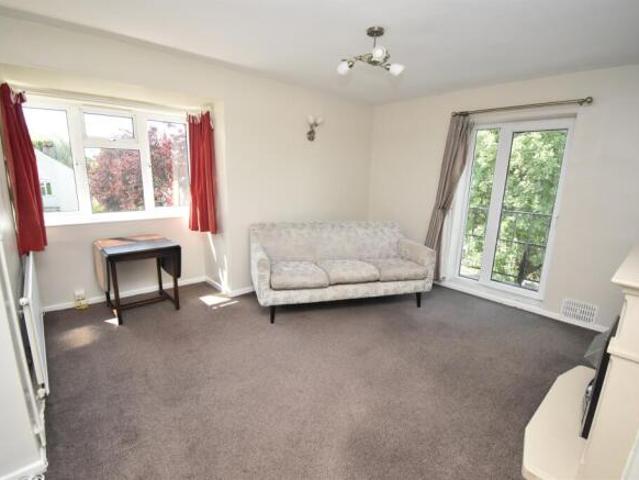 Flat for sale in Elmhurst Estate, Batheaston