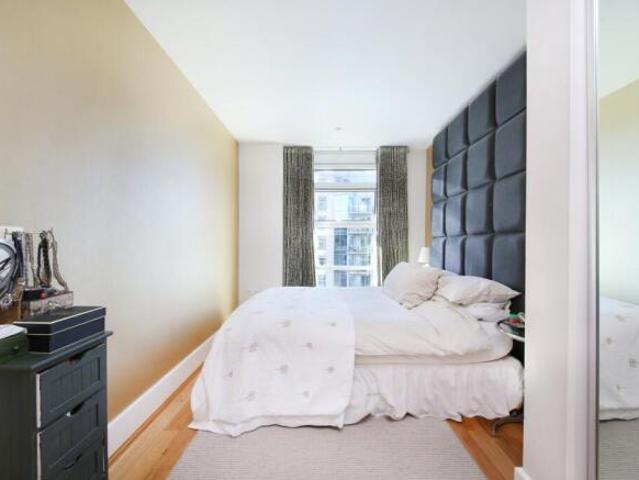 Flat for sale in Juniper, Whitley Chapel