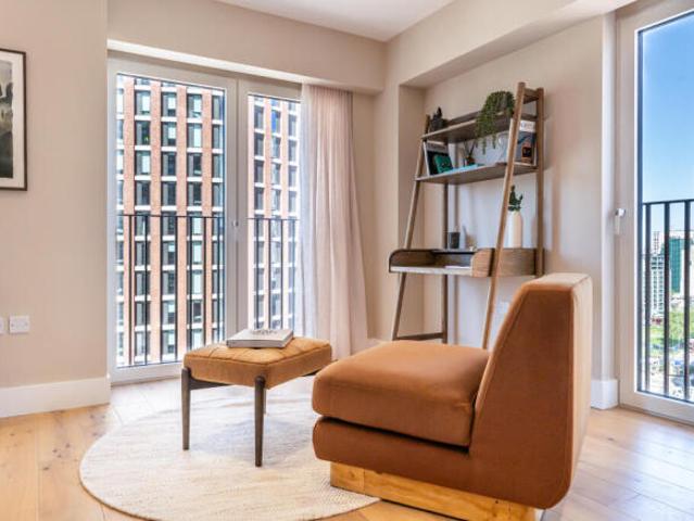 Flat for sale in Cat Hill