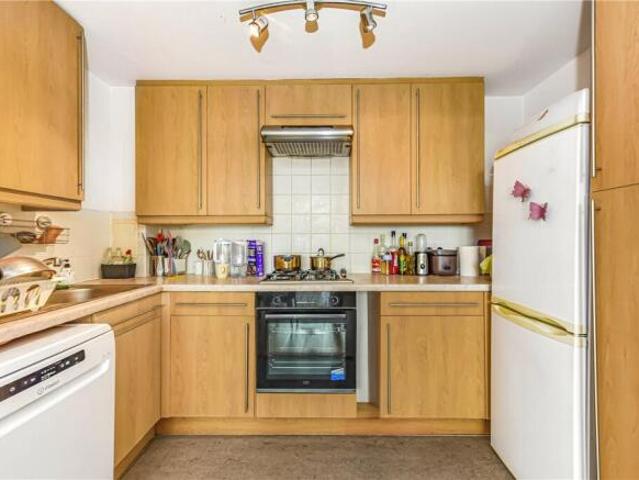 Flat for sale in Cat Hill
