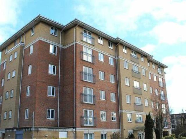 House for sale in Farnborough, Hampshire