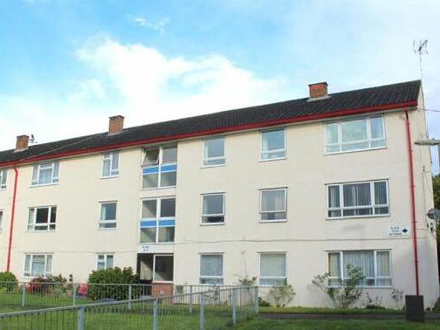 House for sale in Farnborough, Hampshire