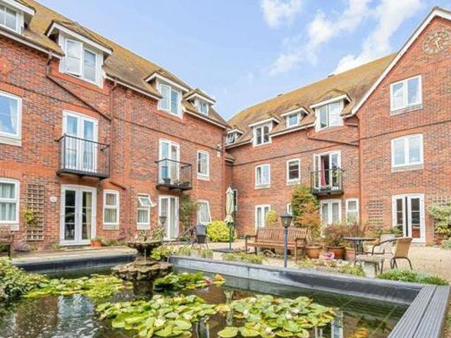 House for sale in Oad Street, Kent