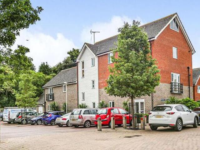 House for sale in Oad Street, Kent