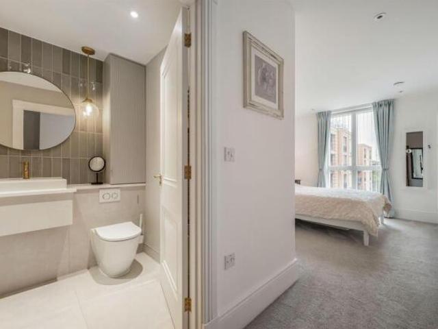 Flat for sale in The Rise, East Riding Of Yorkshire