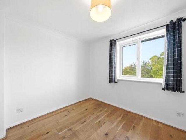 Flat for sale in Arbury, Cambridgeshire