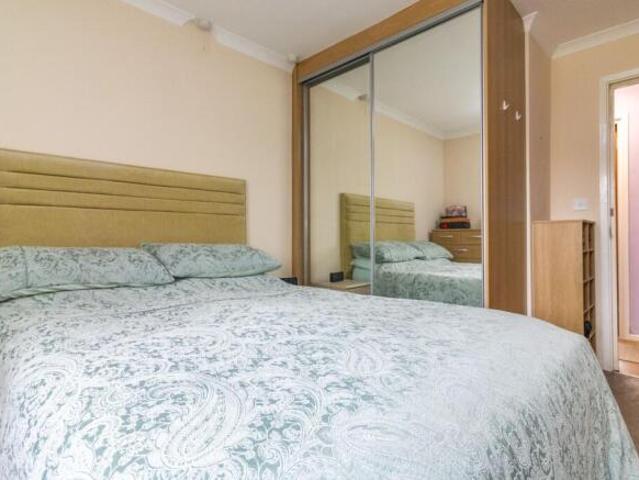 Flat for sale in Stanford On Avon, Leicestershire