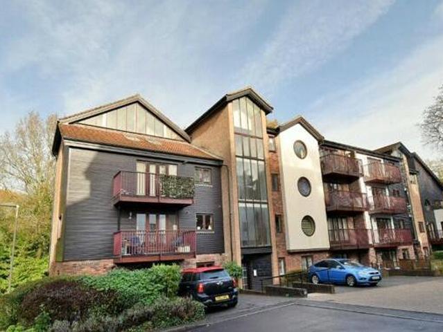 House for sale in Tricketts Cross, Ferndown