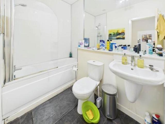 Flat for sale in The Drives, Dennistoun