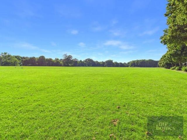 Flat for sale in Falcon Lodge, Wales