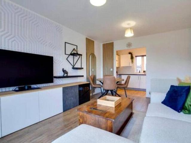 Flat for sale in Arbury, Cambridgeshire
