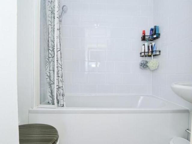 Flat for sale in Woodston, Peterborough