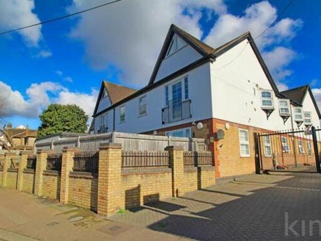 House for sale in Lyons, Greater London