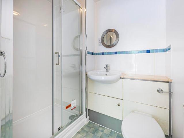 Flat for sale in Dennistoun, Scotland