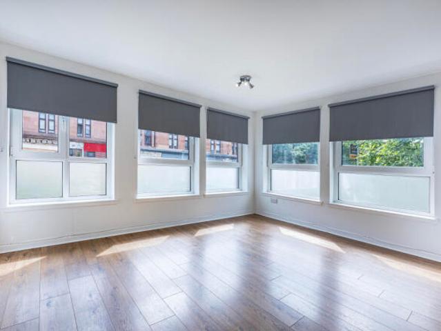 Flat for sale in Parkhead, Scotland