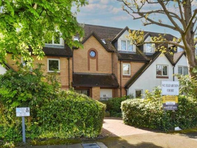 Flat for sale in London Borough of Barnet, Greater London