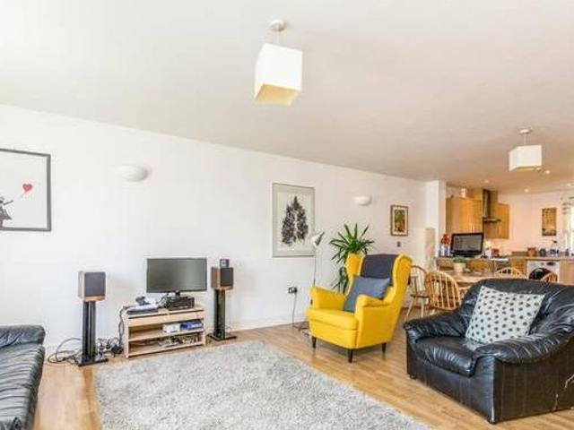 House for sale in Feckenham, City Of Bristol