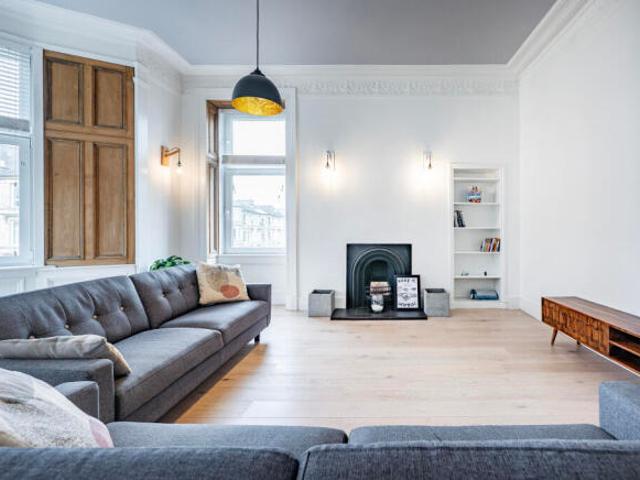Flat for sale in Dennistoun, Scotland