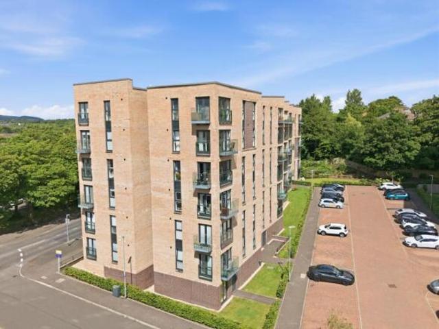 Flat for sale in Kelvindale, Scotland