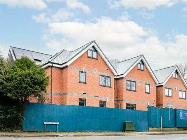 House for rent in Surrey