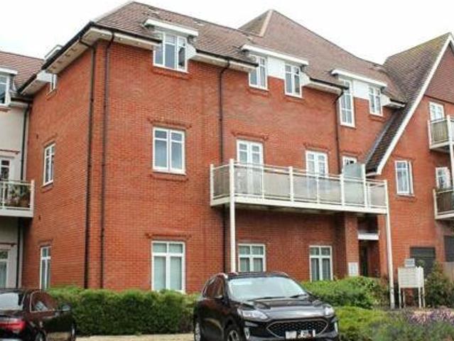House for sale in Fleet, Hart