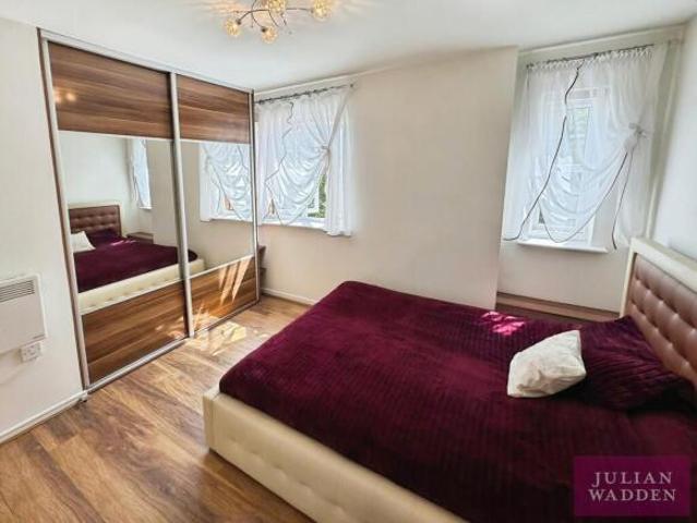Flat for sale in Georgia, Greater Manchester