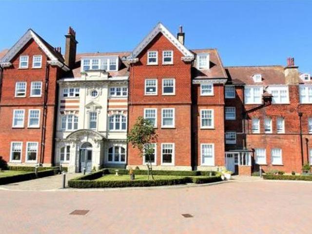 House for sale in Folkestone