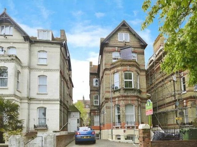 House for sale in Lynwood, Folkestone and Hythe