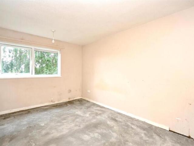 Flat for sale in Hamlands, Eastbourne