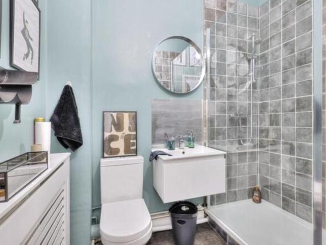 Flat for sale in Northampton, Northamptonshire