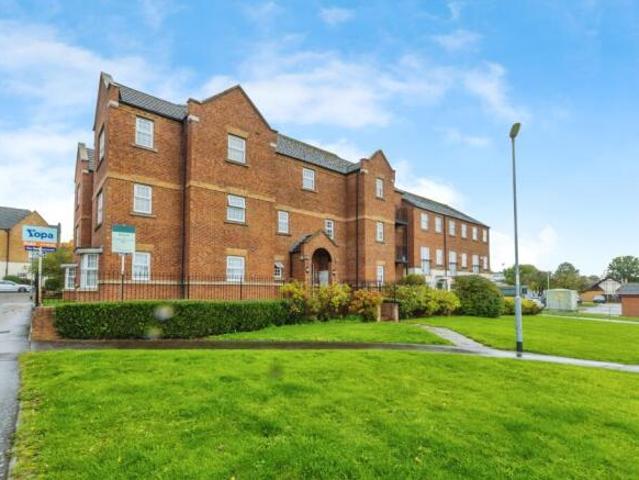 Flat for sale in Brayford, Lincolnshire
