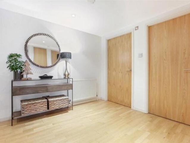 Flat for sale in Camlachie, Scotland