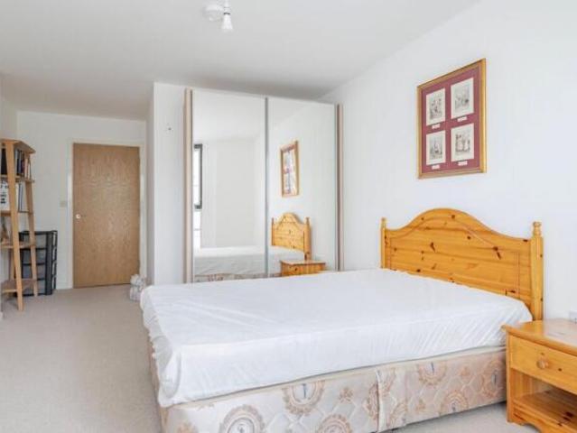 Flat for sale in East Bank, Norfolk